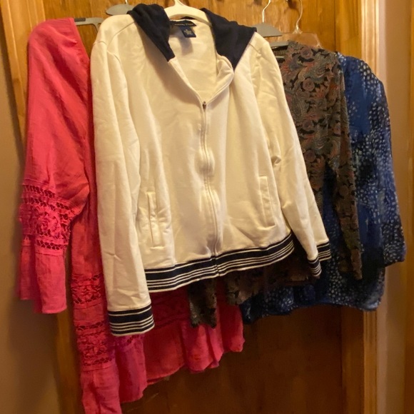 Group of 4 pieces - Picture 1 of 8